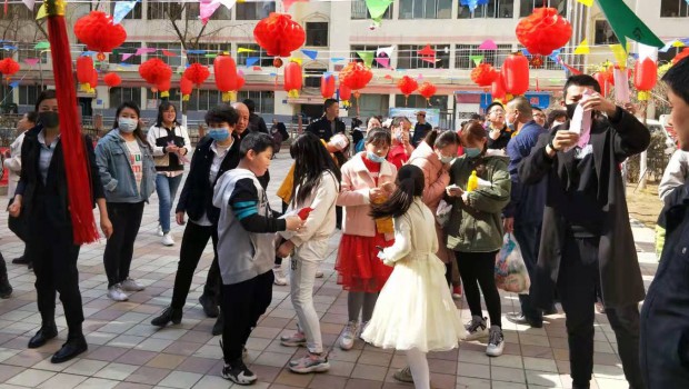 ϲ��Ԫ��������������Բ | ��ҵ������֯��չ��Ԫ�����Ļ��˶�